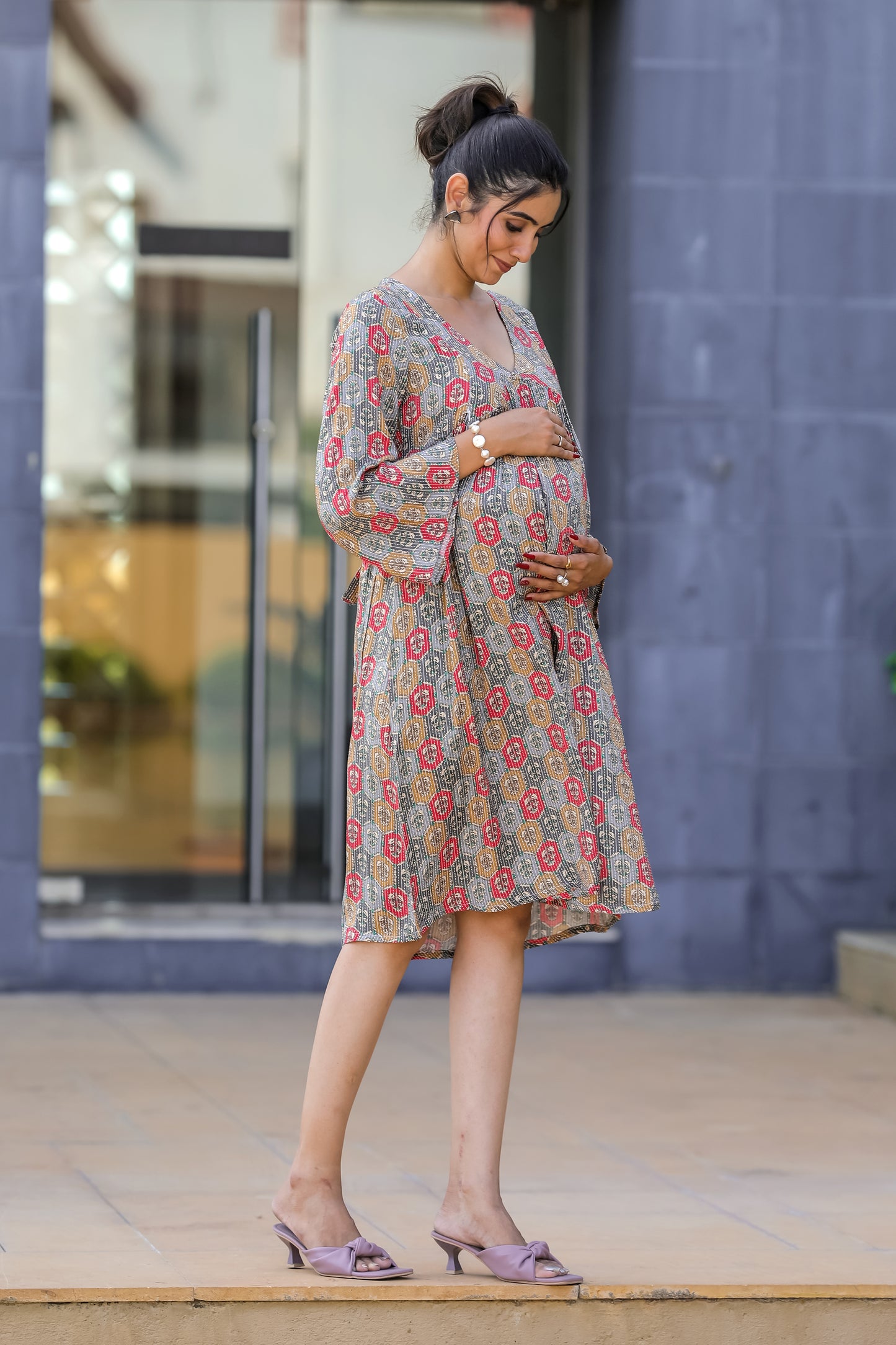 HEXAGON BUTTA MATERNITY DRESS