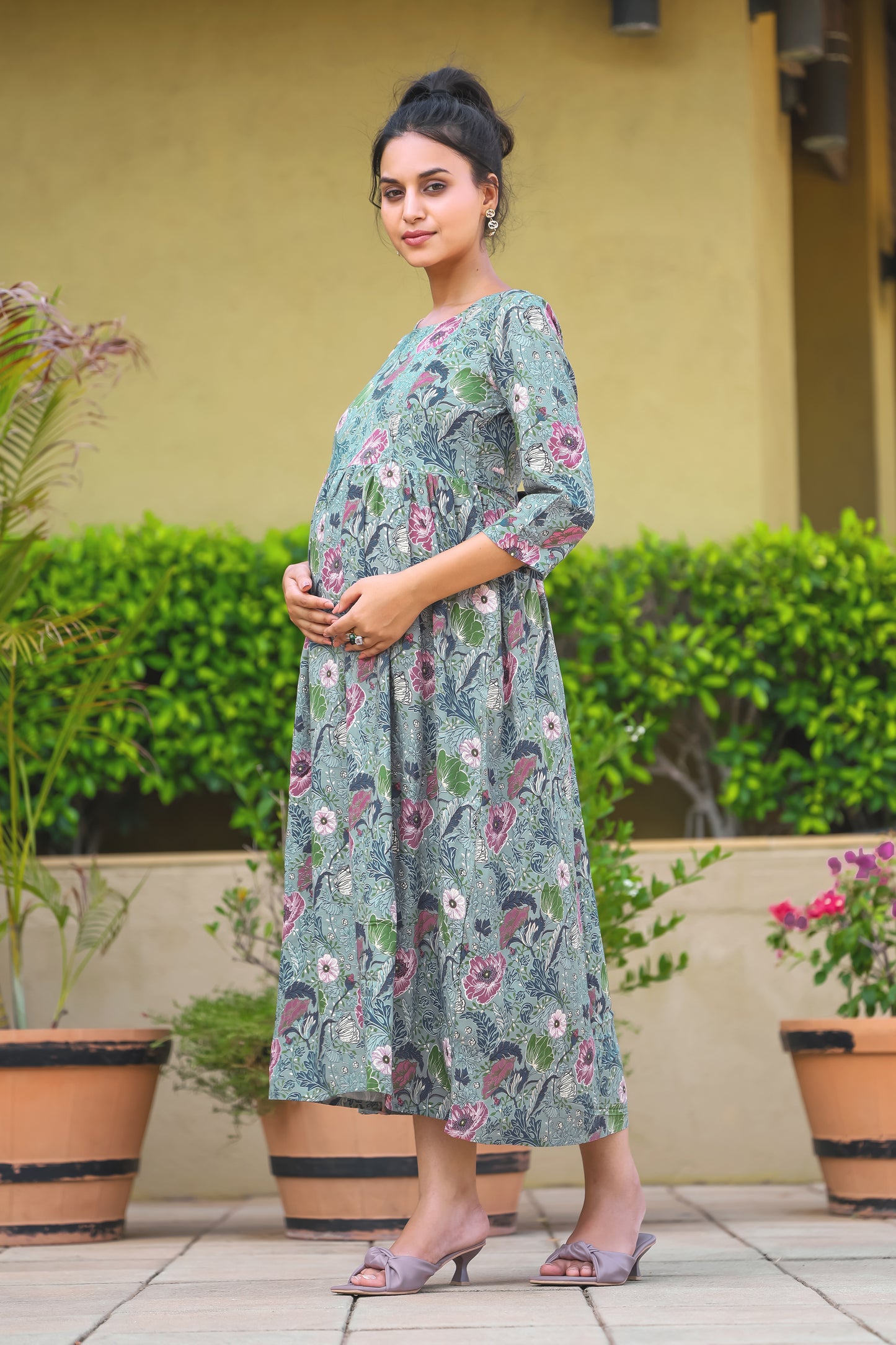 FLORAL PASTEL GREY MATERNITY DRESS