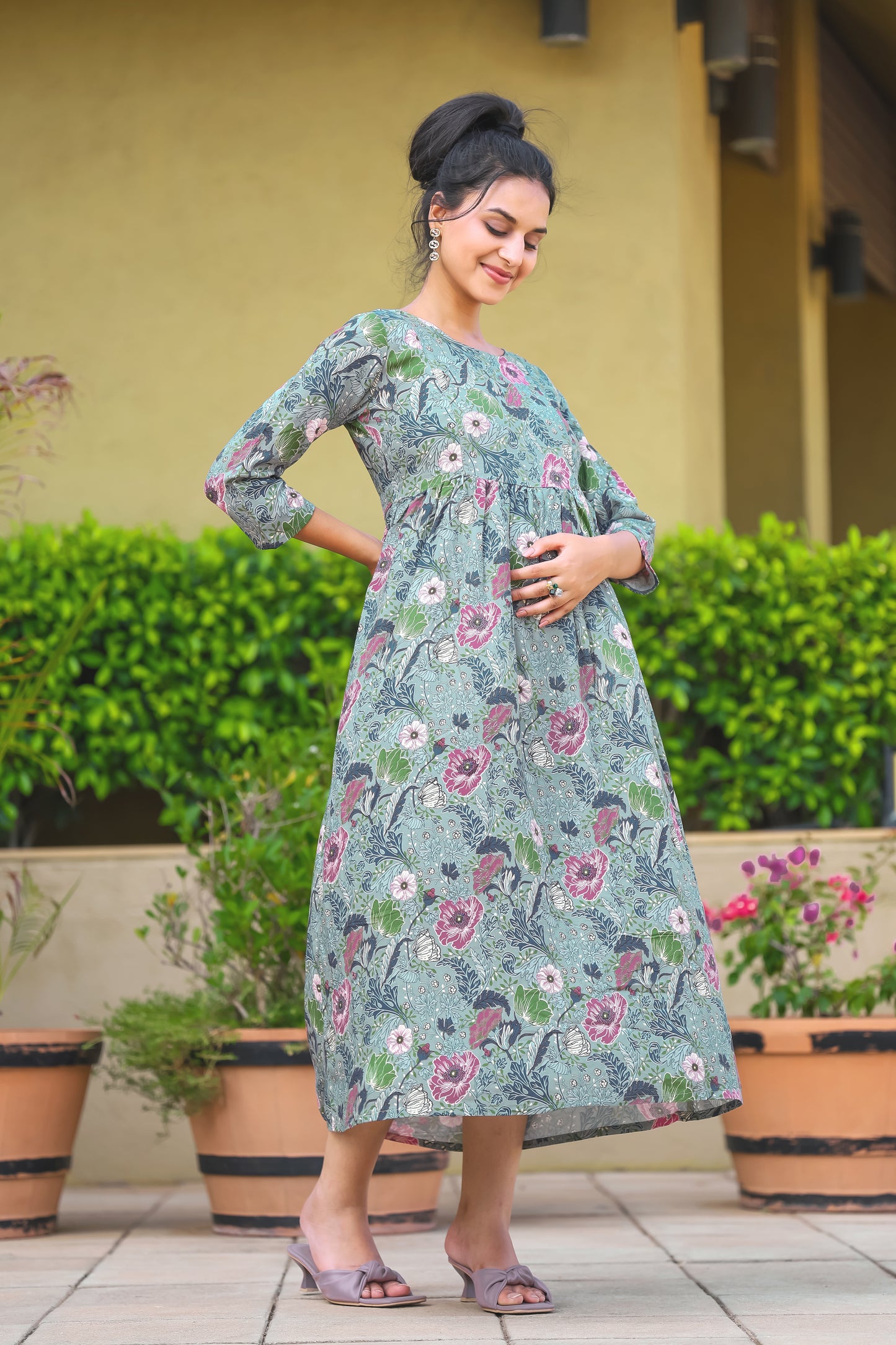 FLORAL PASTEL GREY MATERNITY DRESS