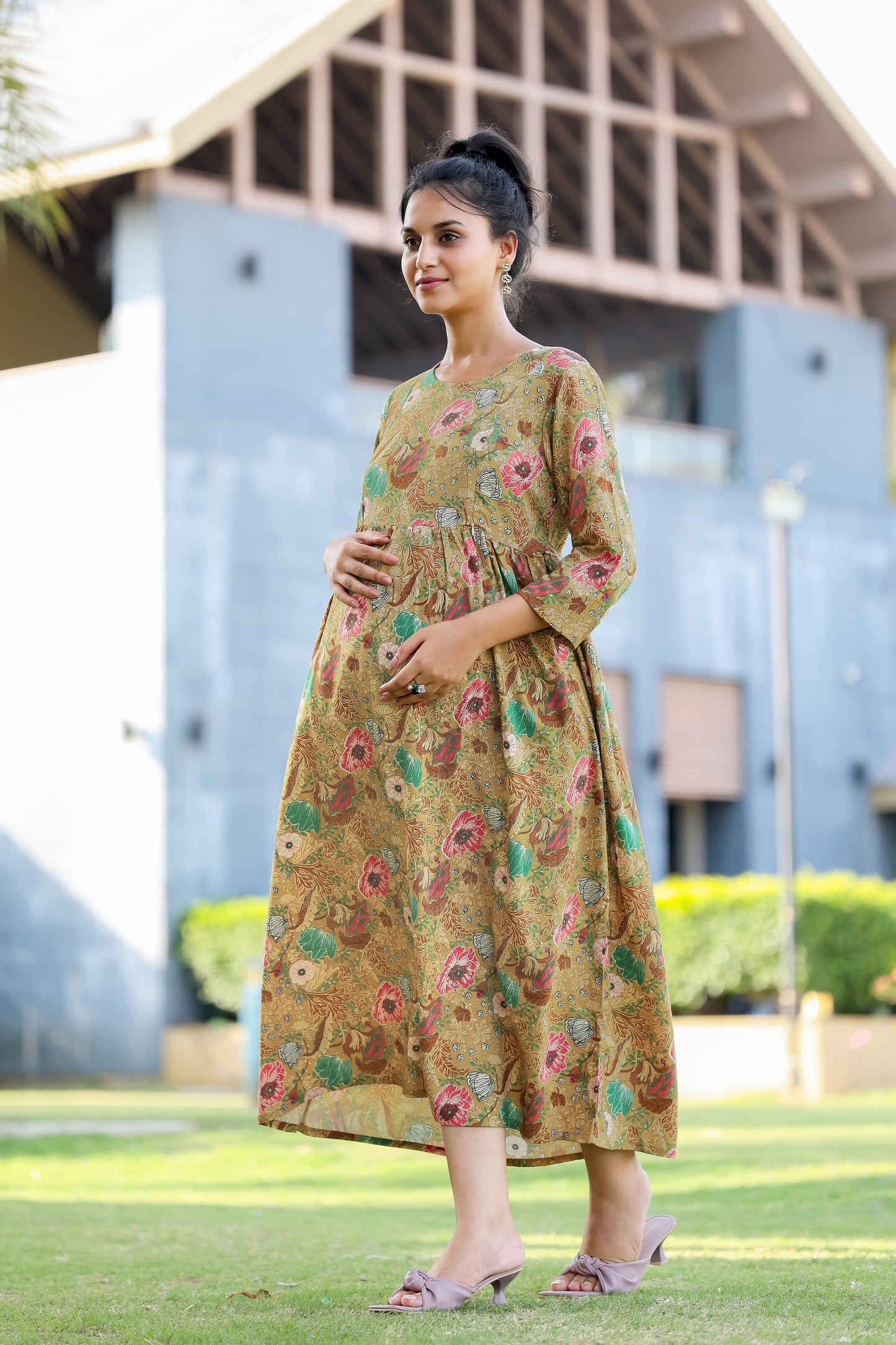 BEIGE FLOWERS MATERNITY DRESS