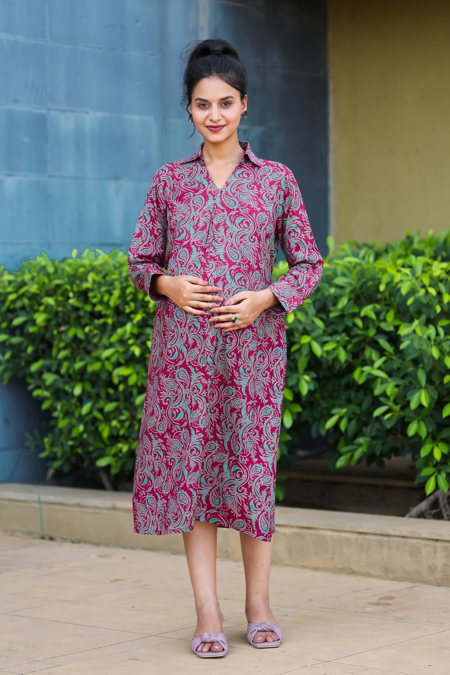 ALL OVER PEACOCK BUTTA MATERNITY DRESS